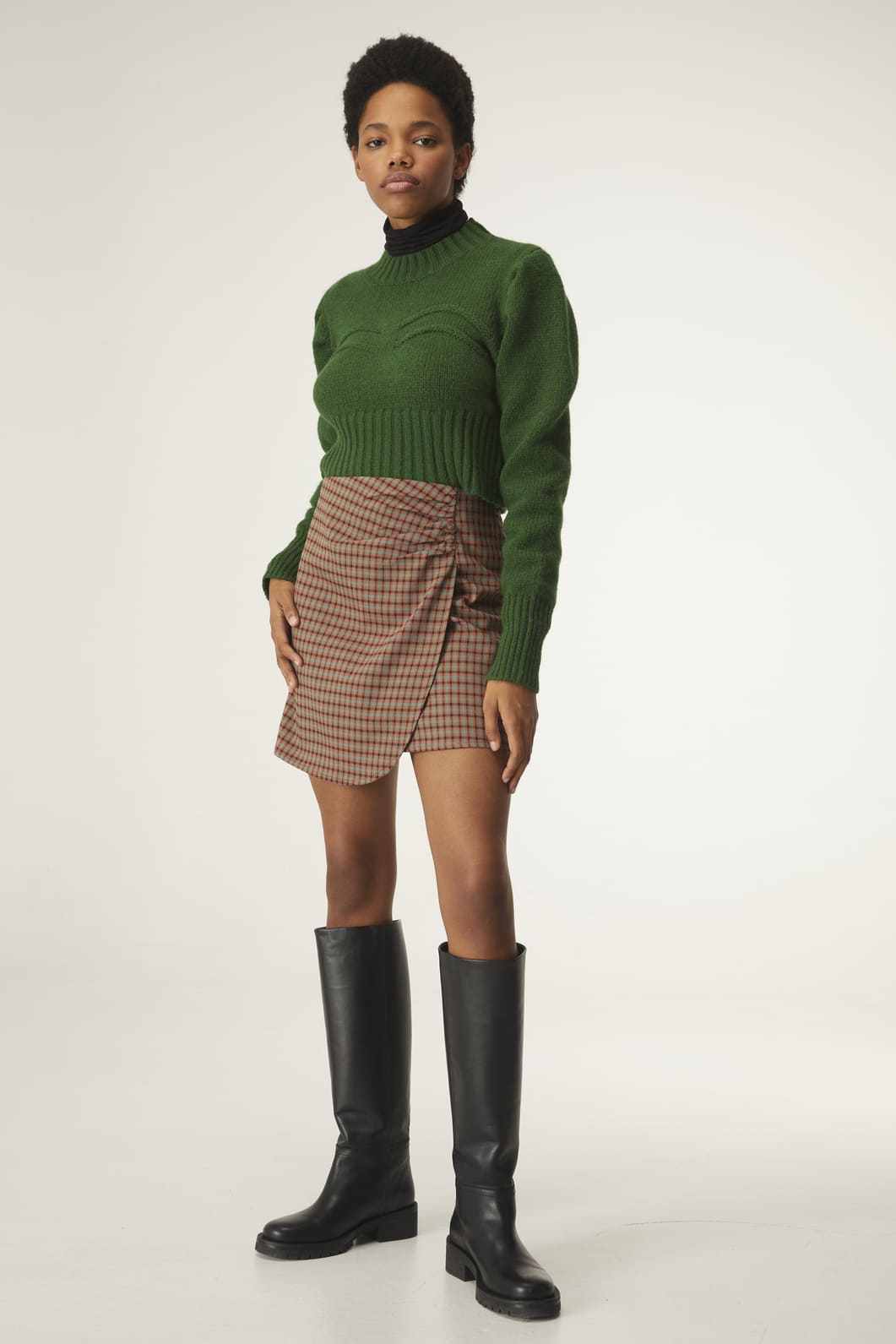 24c12027_0109_2129957018